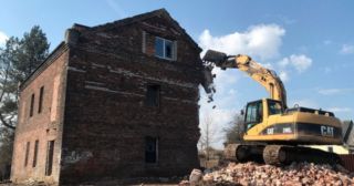 Демонтаж кирпичного дома Пыть-Ях, цена от 2979 руб.