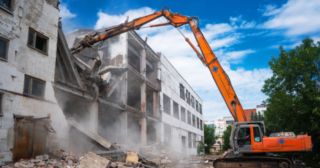 Промышленный демонтаж зданий Пыть-Ях, цена от 2979 руб.