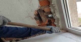 Демонтаж оконных откосов по выгодной цене от 523 руб. в Пыть-яхе - Сварной-Пть